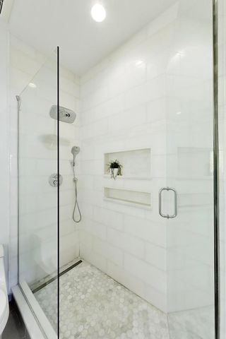 3810 N Fremont Street 2B, Chicago, IL 60613