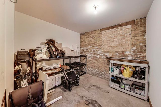 3810 N Fremont Street 2B, Chicago, IL 60613