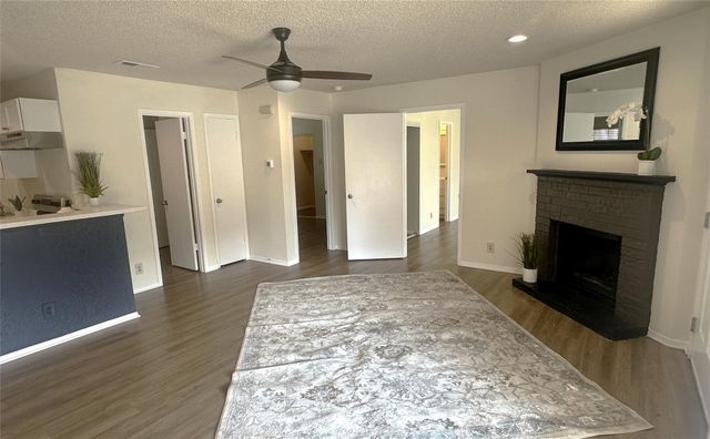 503 Algerita DR B, Georgetown, TX 78628