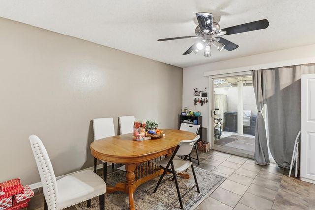 112 Touchstone Pl, West Sacramento, CA 95691