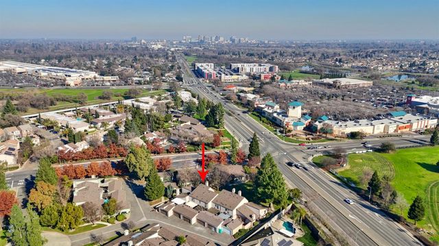 112 Touchstone Pl, West Sacramento, CA 95691