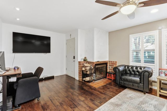 112 Touchstone Pl, West Sacramento, CA 95691