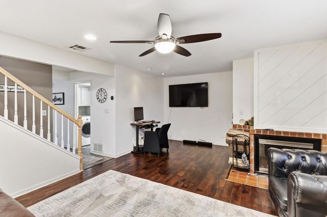 112 Touchstone Pl, West Sacramento, CA 95691