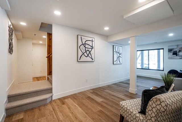 12500 W Scarborough DRIVE, New Berlin, WI 53151