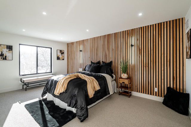 12500 W Scarborough DRIVE, New Berlin, WI 53151