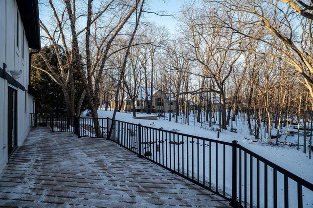 12500 W Scarborough DRIVE, New Berlin, WI 53151