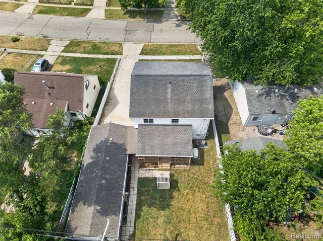 1120 Redleaf Lane, Ypsilanti, MI 48198