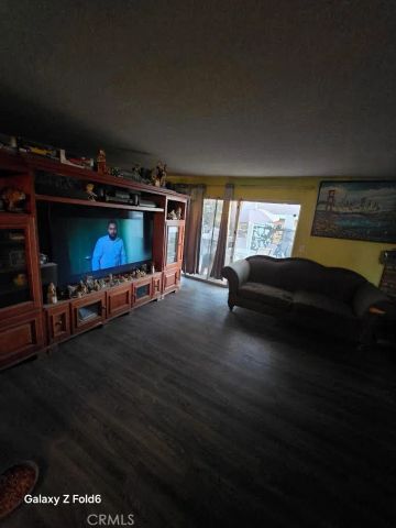 461 W Scott Street, Rialto, CA 92376