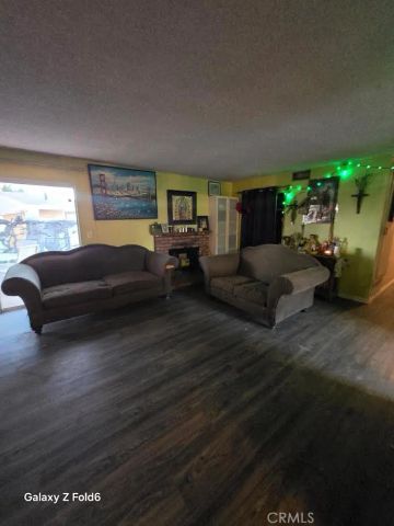 461 W Scott Street, Rialto, CA 92376