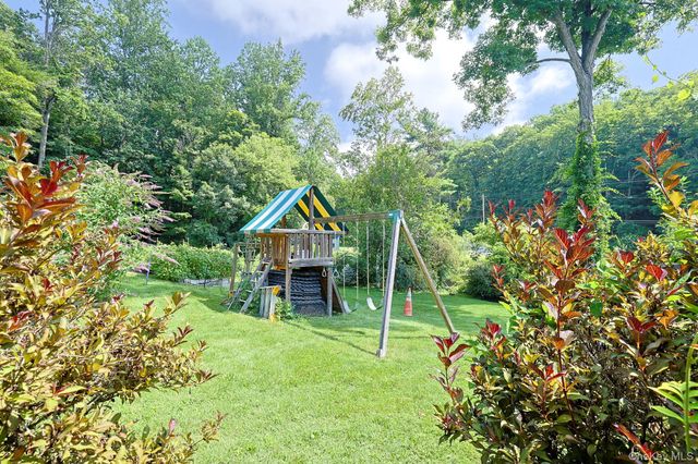 437 Oscawana Lake Road 435, Putnam Valley, NY 10579