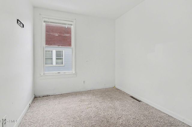 26 Everett Road, Colonie, NY 12205