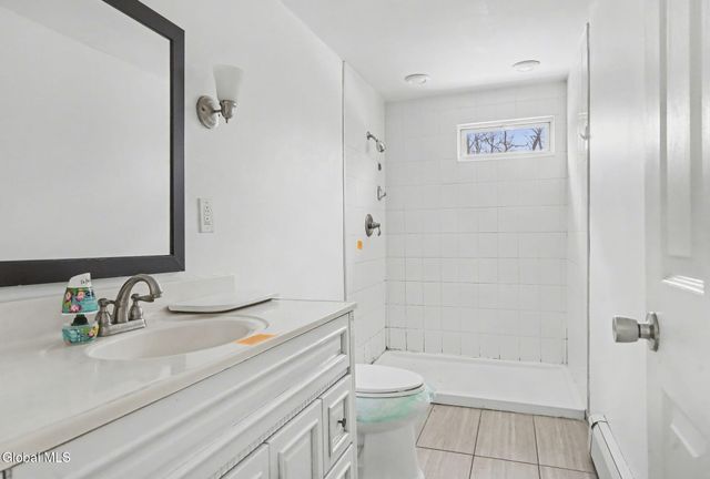 26 Everett Road, Colonie, NY 12205