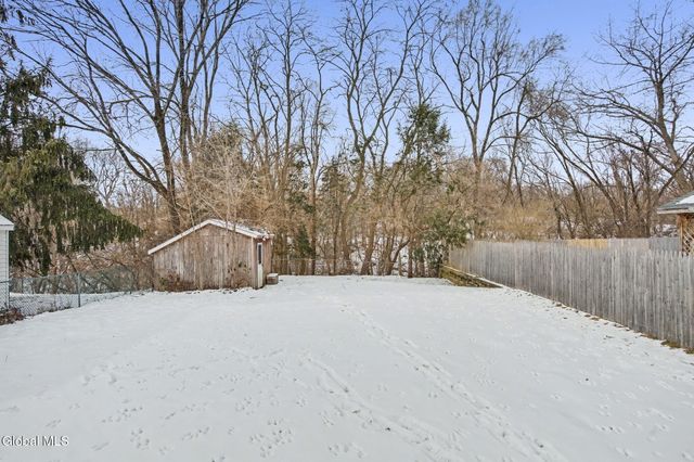 26 Everett Road, Colonie, NY 12205