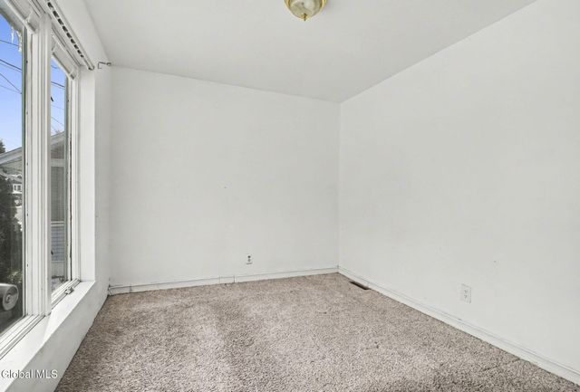 26 Everett Road, Colonie, NY 12205