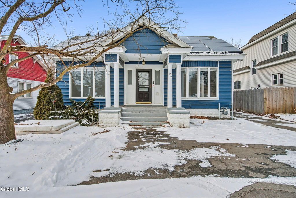 26 Everett Road, Colonie, NY 12205