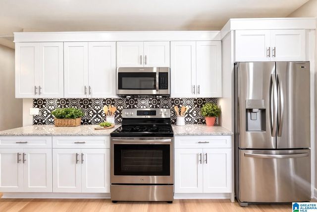 2615 AVENUE F, Birmingham, AL 35218