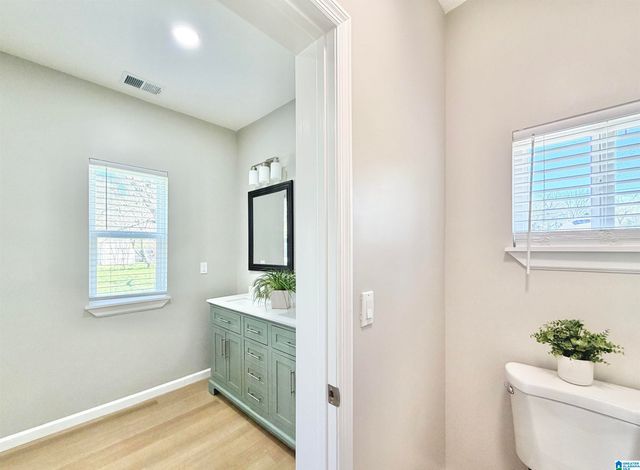 2615 AVENUE F, Birmingham, AL 35218