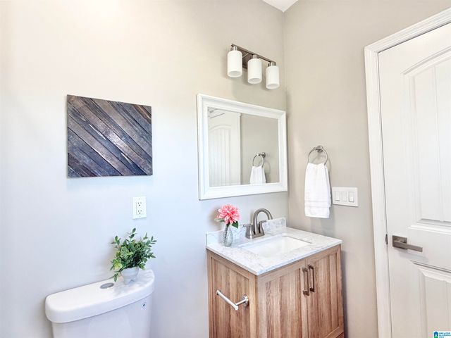 2615 AVENUE F, Birmingham, AL 35218