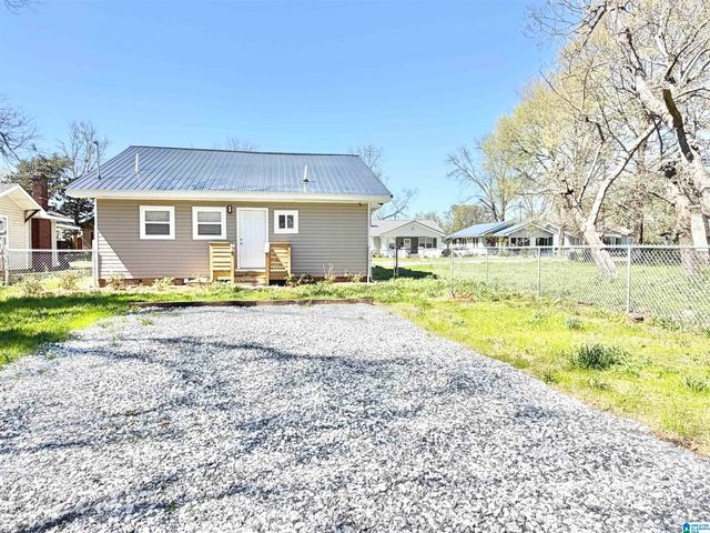 2615 AVENUE F, Birmingham, AL 35218