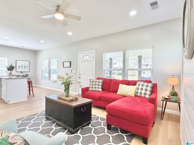 2615 AVENUE F, Birmingham, AL 35218