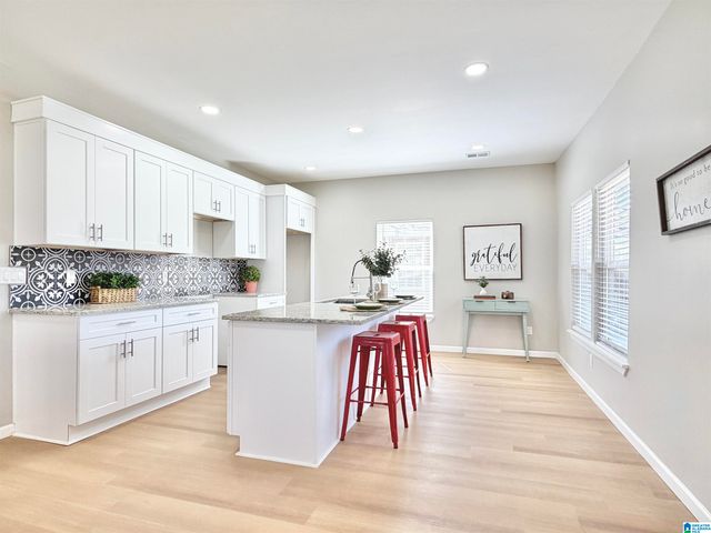 2615 AVENUE F, Birmingham, AL 35218