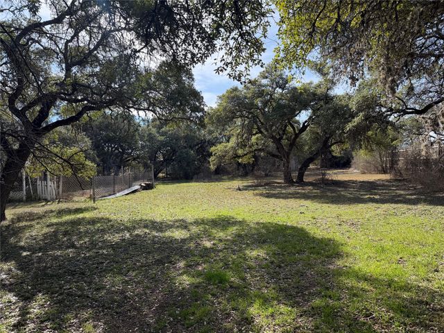 17501 FM 150, Driftwood, TX 78619