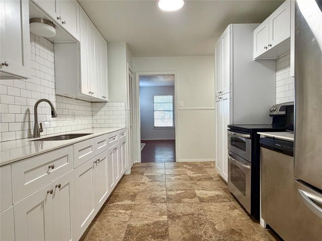 17501 FM 150, Driftwood, TX 78619