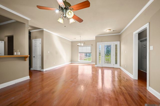 2227 Benedetto Ln, Port Allen, LA 70767