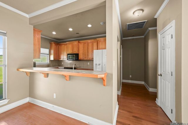 2227 Benedetto Ln, Port Allen, LA 70767