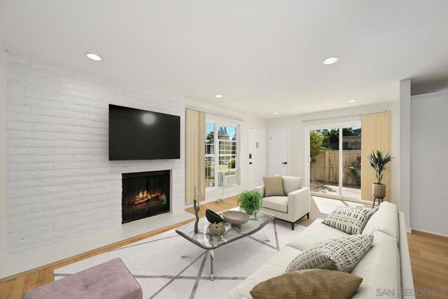 10143 Caminito Volar, San Diego, CA 92126