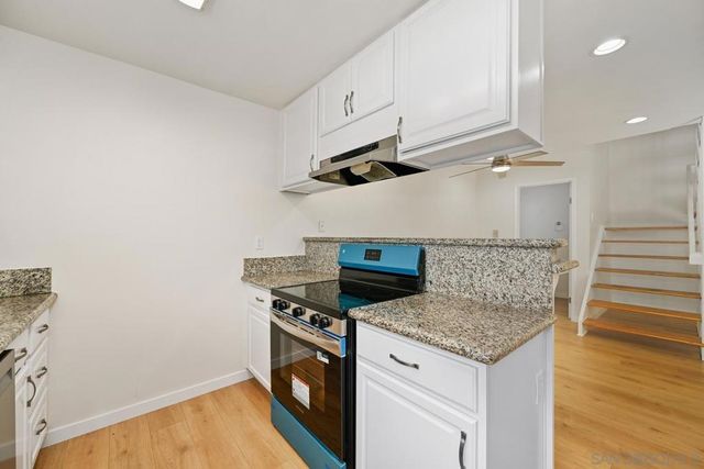 10143 Caminito Volar, San Diego, CA 92126