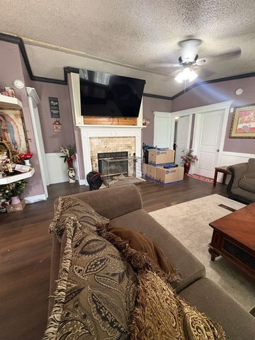 720 Bluebonnet Lane, Palmer, TX 75152
