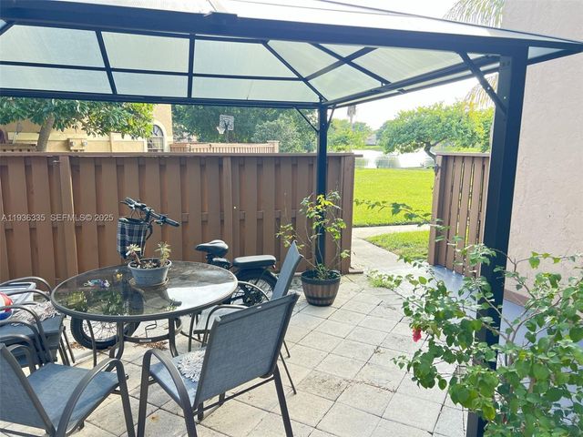 8116 Severn Dr C, Boca Raton, FL 33433