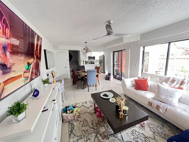 8116 Severn Dr C, Boca Raton, FL 33433