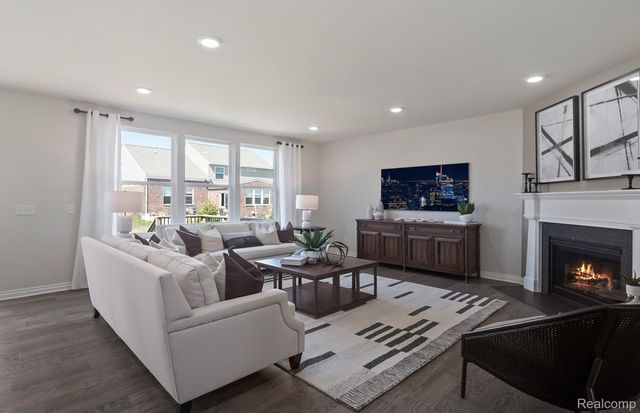 51434 Nature Trail Drive, Macomb Township, MI 48042