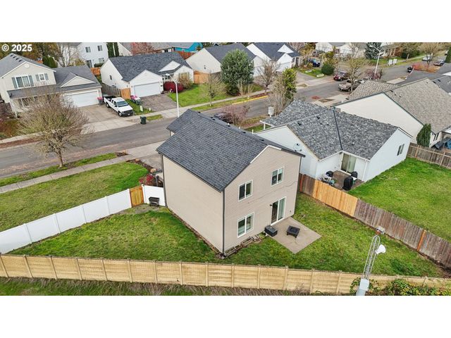 2488 Sw TAYLOR Dr, Mc Minnville, OR 97128