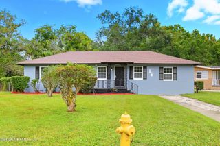 5747 BREE Road, Jacksonville, FL 32209