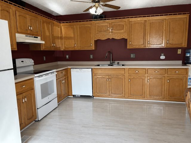 1788 Seavy Hight Rd, Columbia, TN 38401