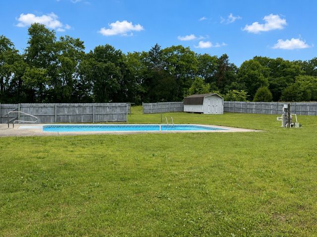 1788 Seavy Hight Rd, Columbia, TN 38401