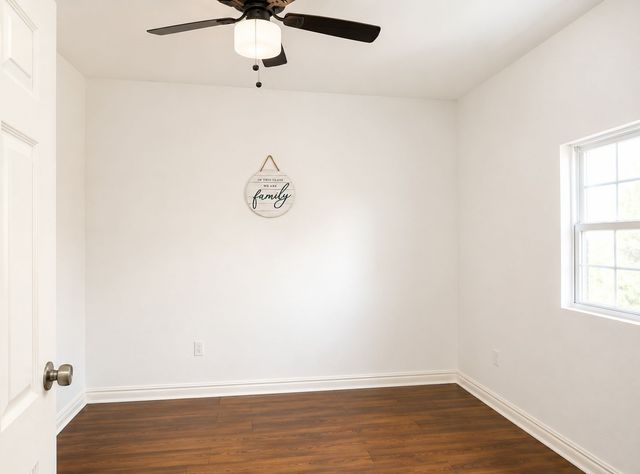 27 Navaho Court, Valley View, TX 76272