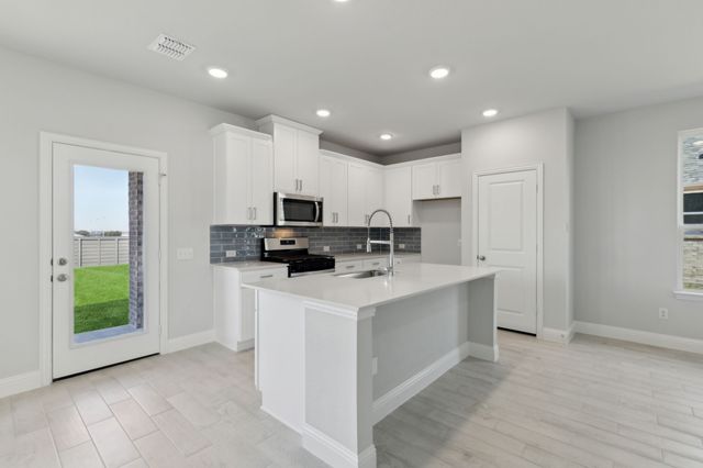 1615 Athena Lane, Forney, TX 75126