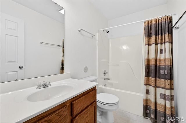 428 Meadowlark Lane, Belleville, IL 62220