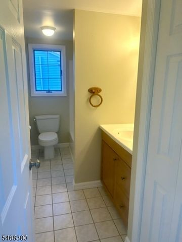 307 Rutherford Ave, Franklin Boro, NJ 07416