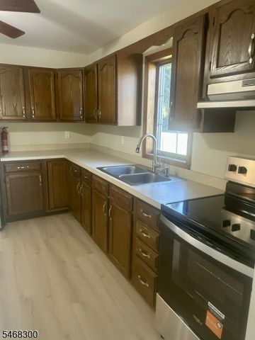 307 Rutherford Ave, Franklin Boro, NJ 07416