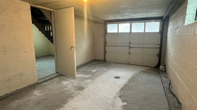 12406 Frankstown Rd, Penn Hills, PA 15235