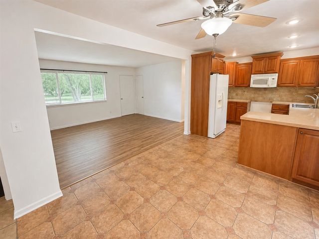 14983 Coleman Avenue, Grand Haven, MI 49417