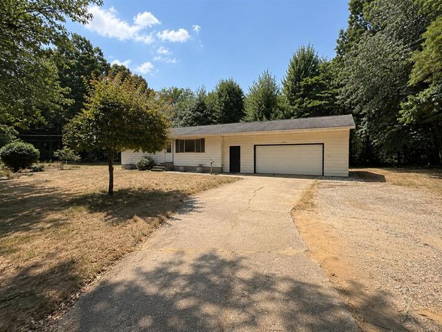 14983 Coleman Avenue, Grand Haven, MI 49417