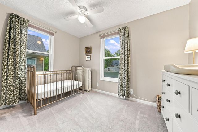 718 Manomin Avenue, Saint Paul, MN 55107