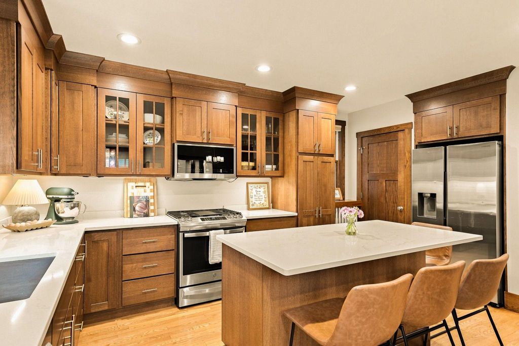 718 Manomin Avenue, Saint Paul, MN 55107 — photo 5