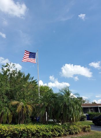 530 N 7th Place, Vero Beach, FL 32962